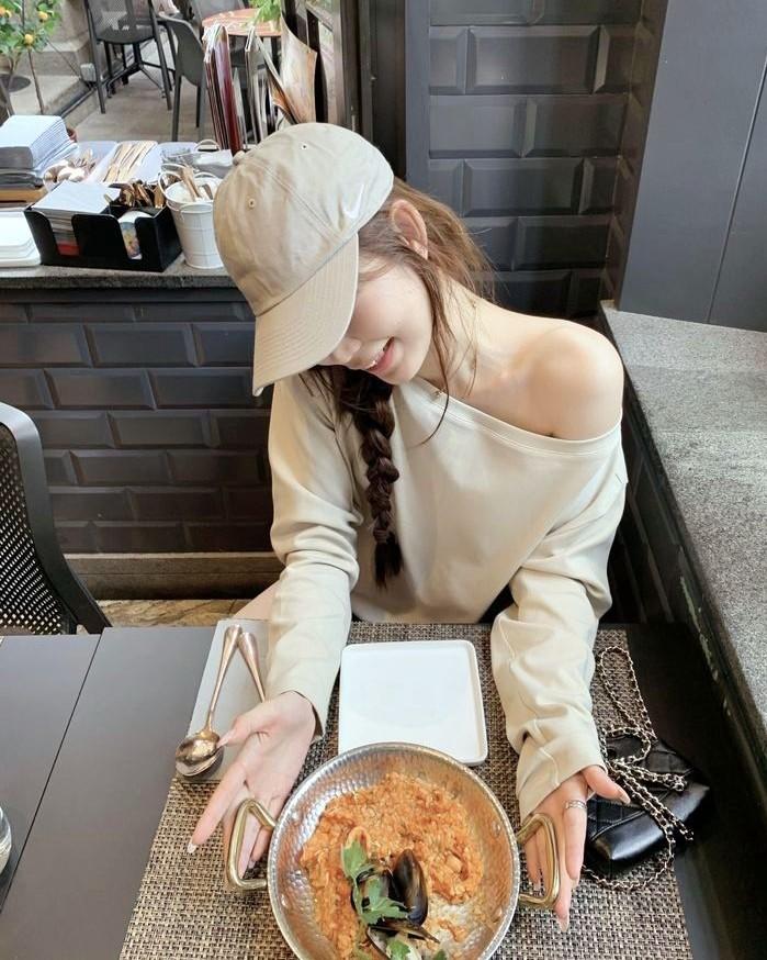 Ly Hôn Xong, Tôi Trở Thành Ác Mộng Của Chồng Cũ