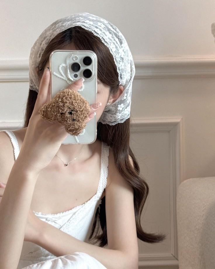 Chị Tôi Không Bao Giờ Đụng Nước