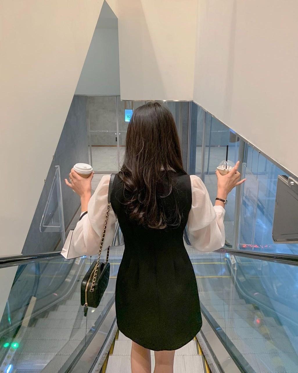 Hai Mươi Tám Năm Sau, Tôi Buông Tay