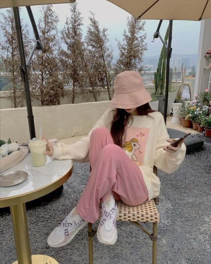 Tịch Biên Trước Giờ Ngọ