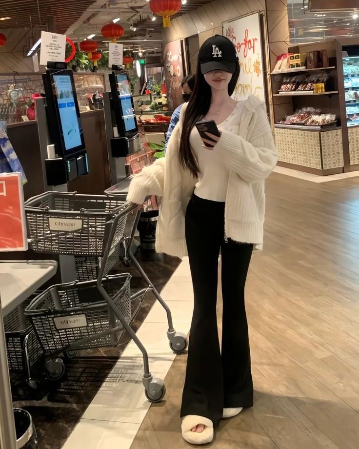 Tài Chính Độc Lập, Hôn Nhân Cạn Tình