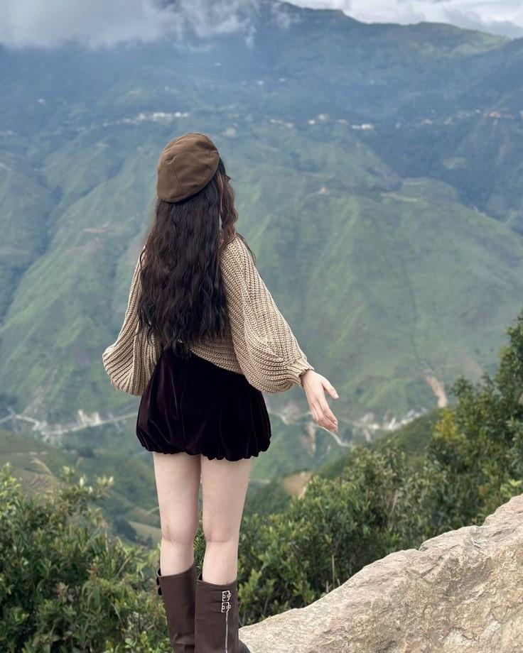 Cả Làng Ở Lại, Tôi Rời Đi