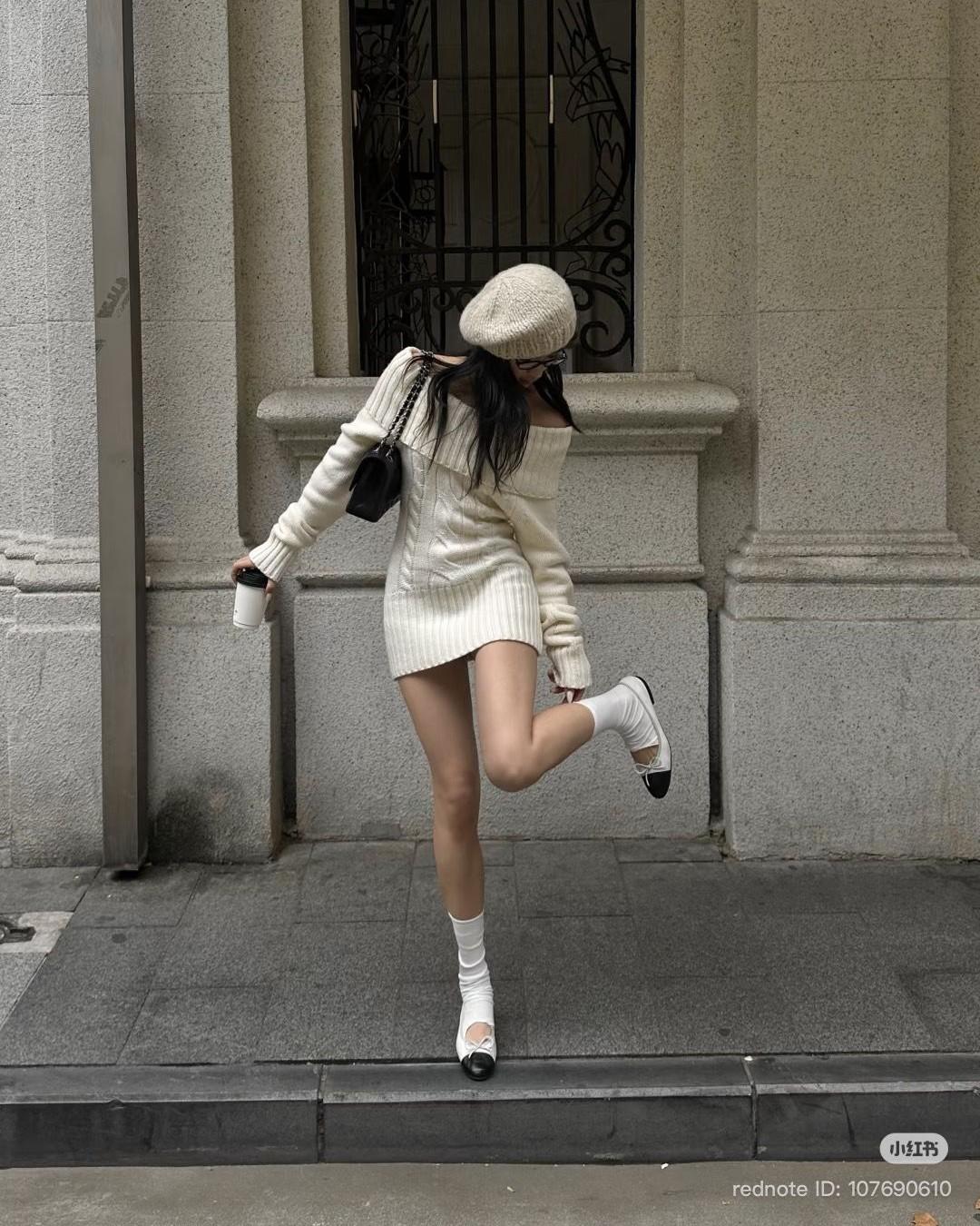 Phong Bao Hai Trăm Tệ Và Màn Kịch Sính Lễ