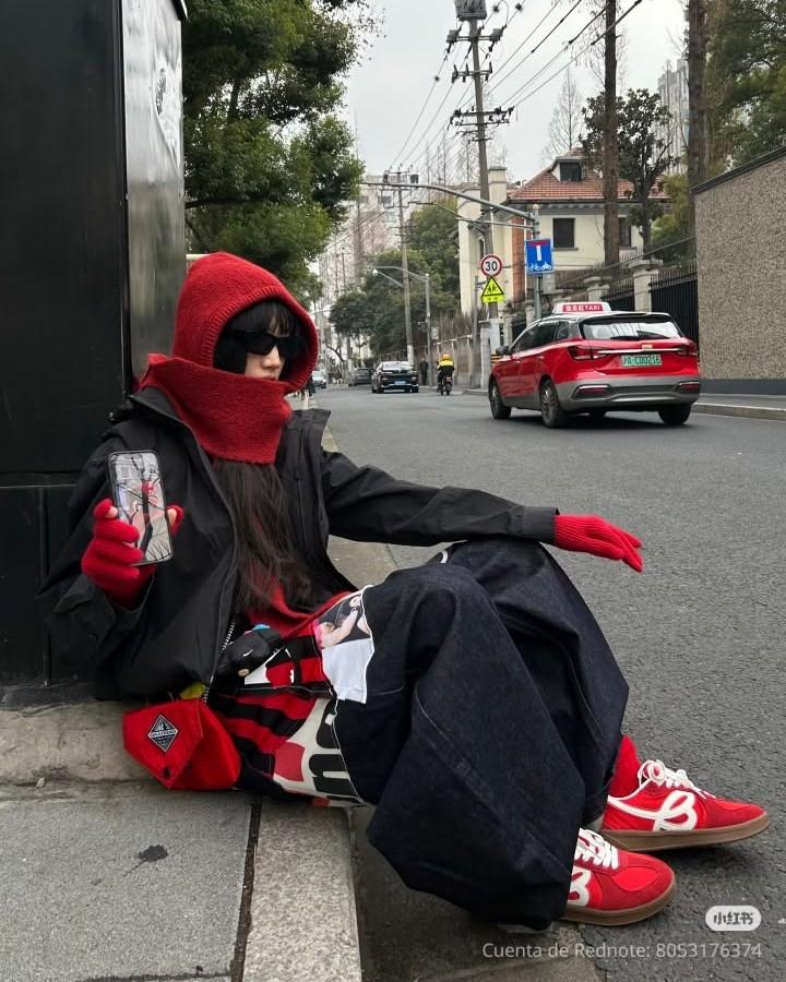 Lặng Chờ Hoa Nở