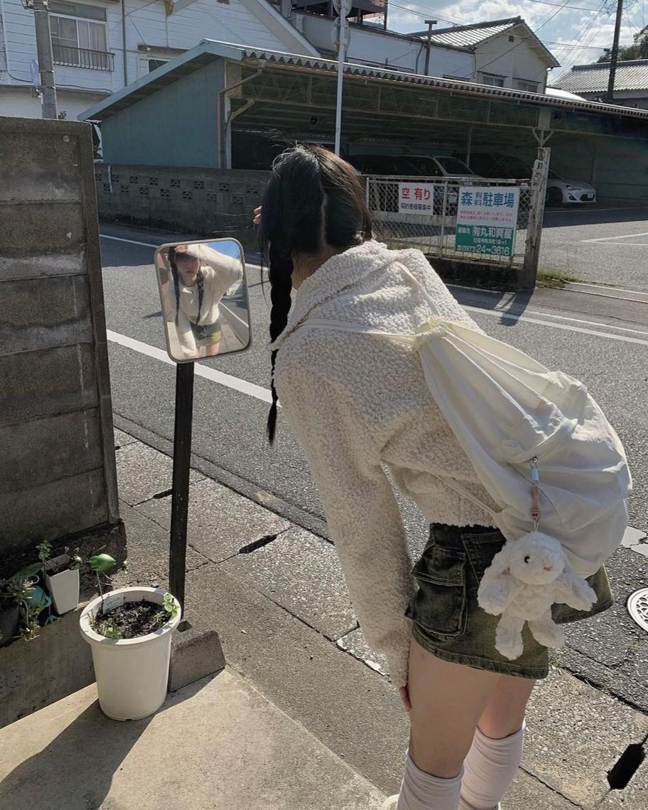 Khi Lời Nói Dối Bị Công Khai