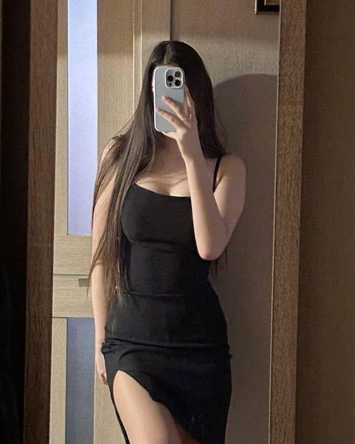 Mẹ Lấy 40 Triệu Tệ Nuôi Em Trai Tôi