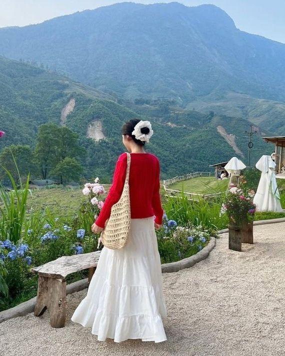 Tiệc Bách Nhật Trống Không