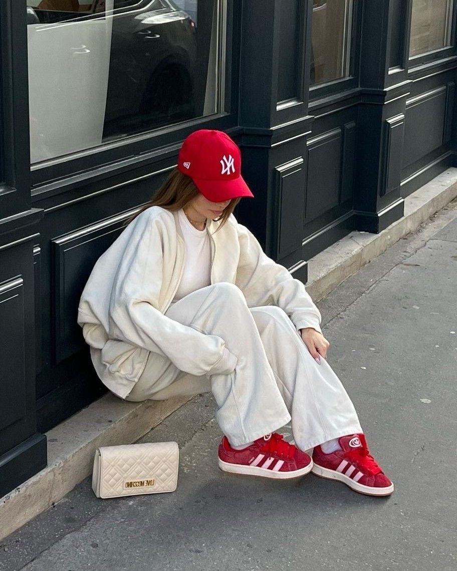 Tôi Phát Hiện Vé Trăng Mật Của Chồng, Nhưng Cô Dâu Không Phải Là Tôi