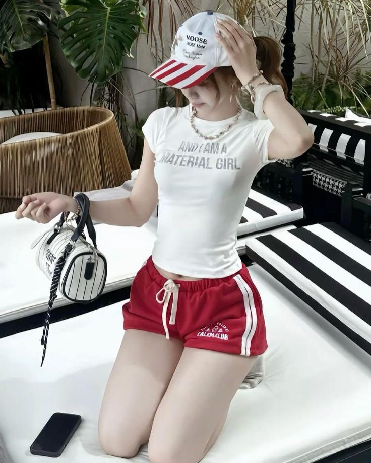 Tuần Đầu Sau Khi Trọng Sinh