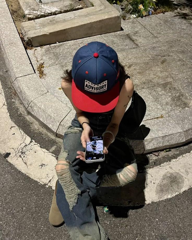 Sinh Đôi, Hai Số Phận