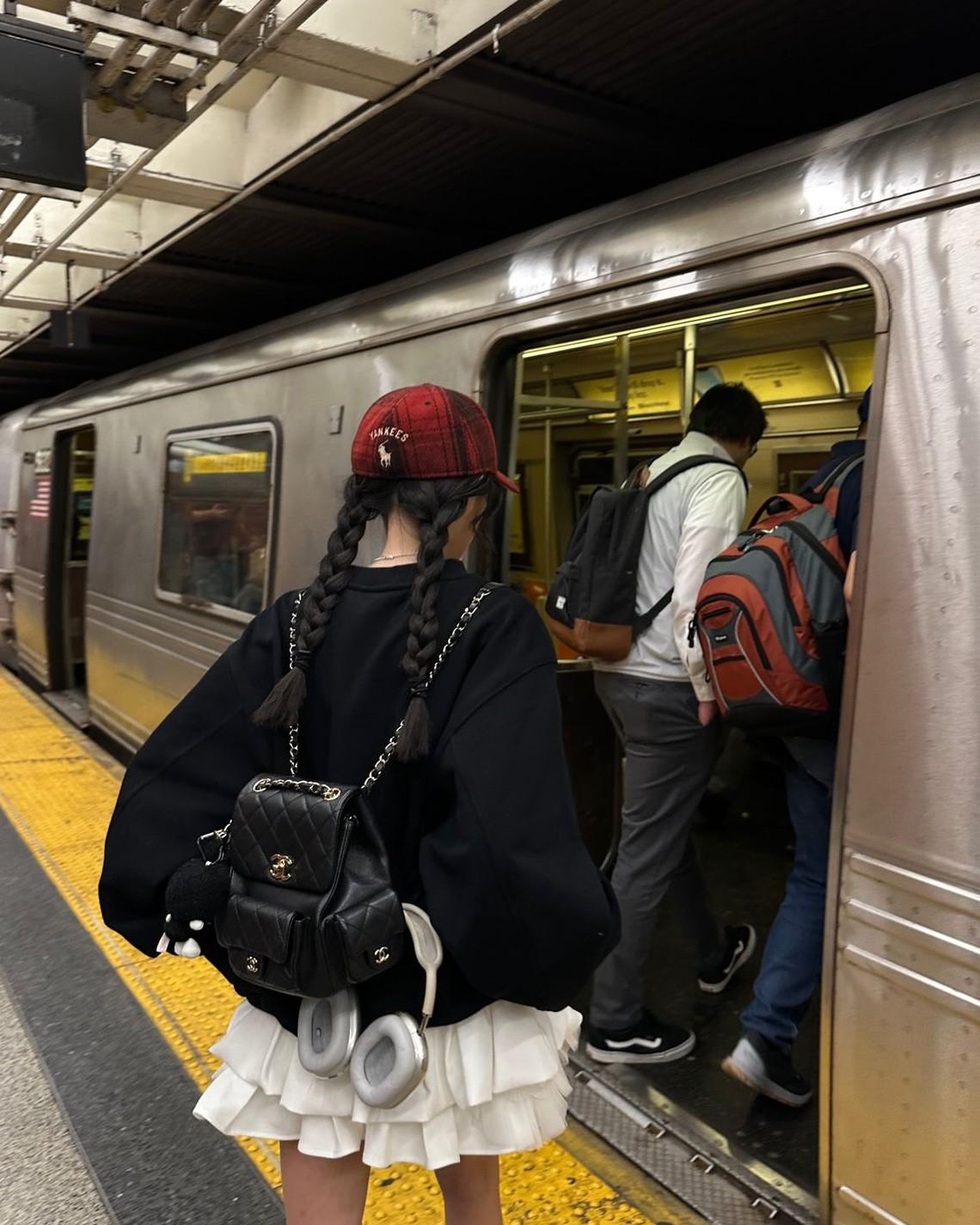 Tận Thế Bùng Nổ