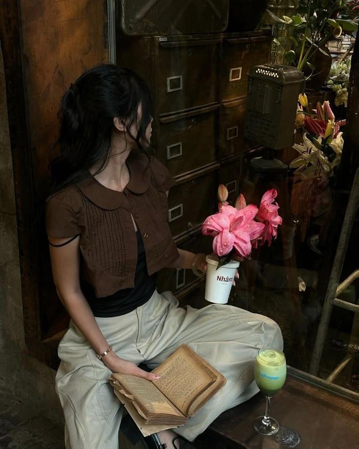 Dòng Chữ Dưới Đáy Hộp