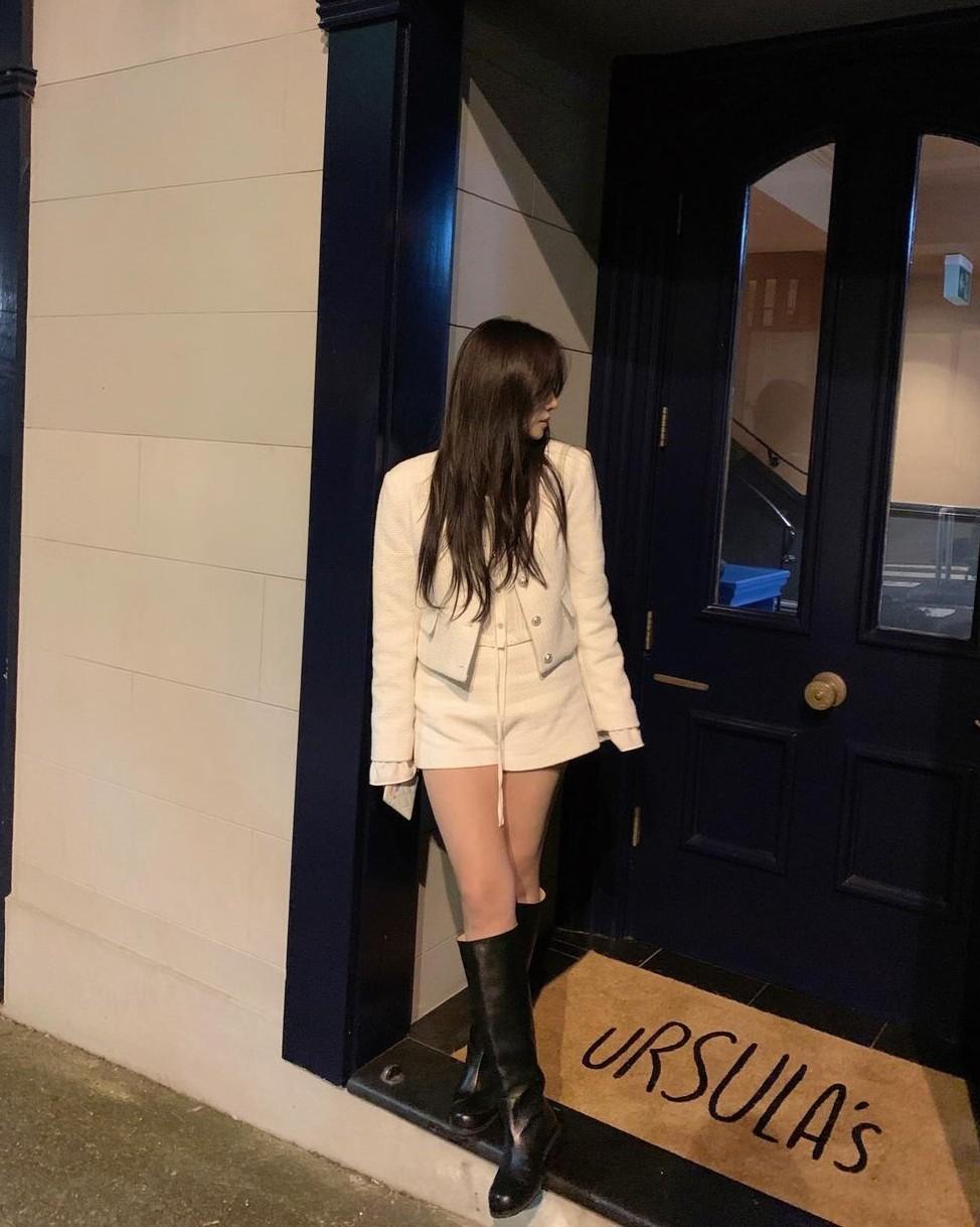 Bà Sa Vẫn Chưa Diệt