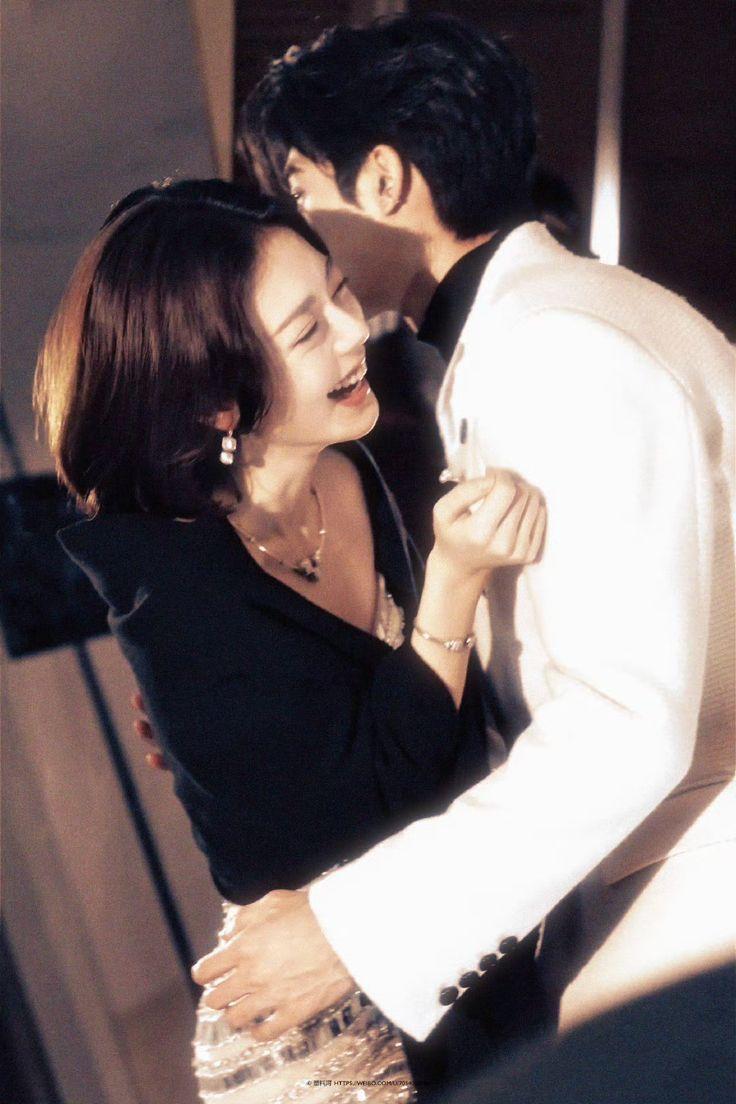 Xuyên Sách Thành Nữ Phụ, Tôi Ôm Luôn Thủ Phú