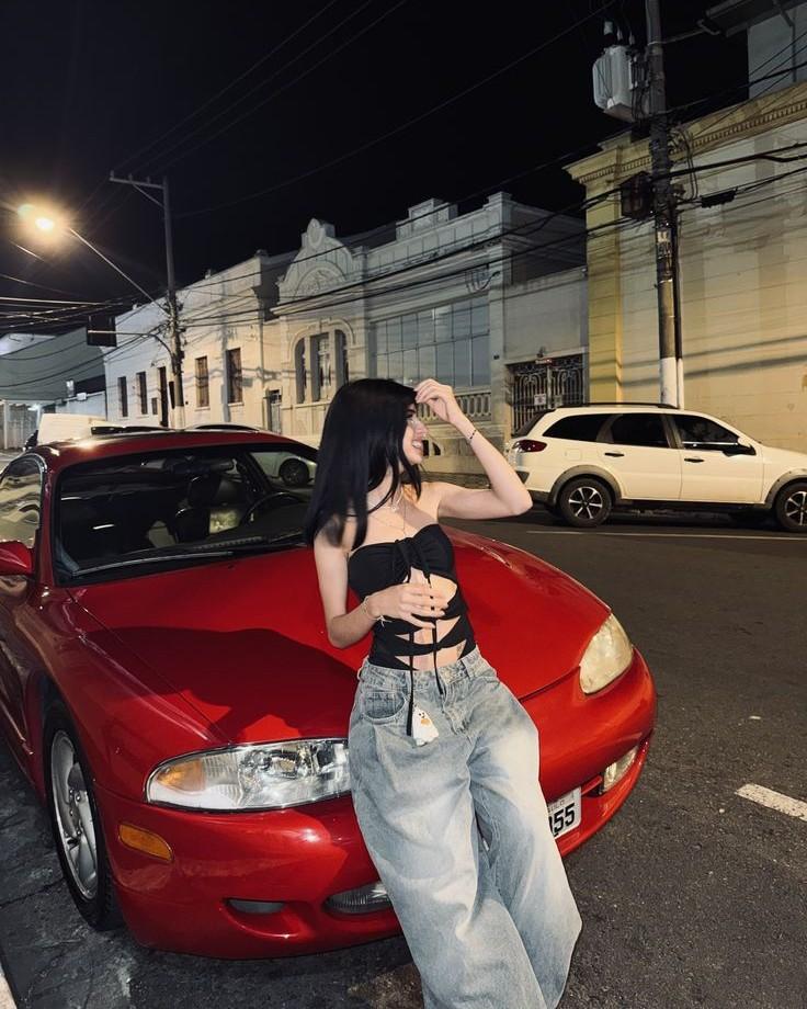 Tôi Giả Vờ Ngoan Ngoãn Trong Gia Đình Trọng Nam Khinh Nữ