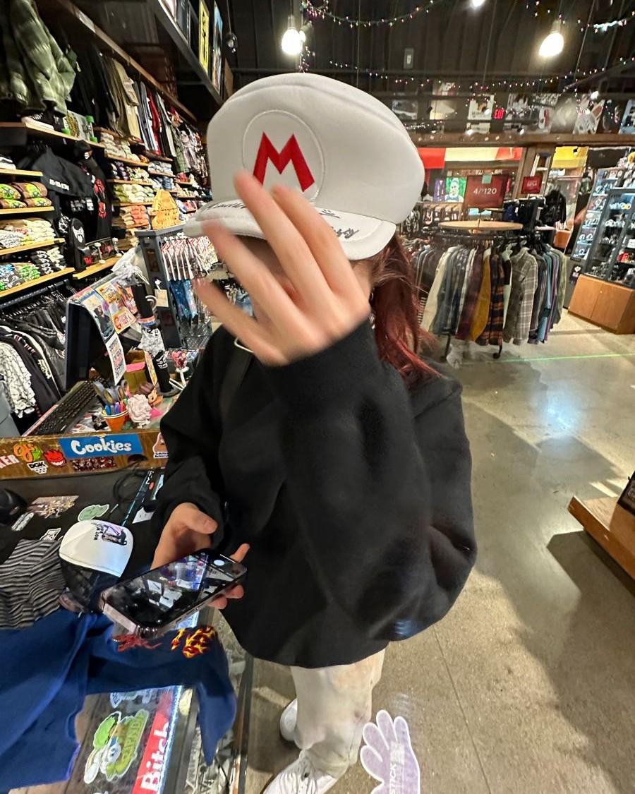 Giám Đốc Ẩn Danh Ở Nhà Chồng