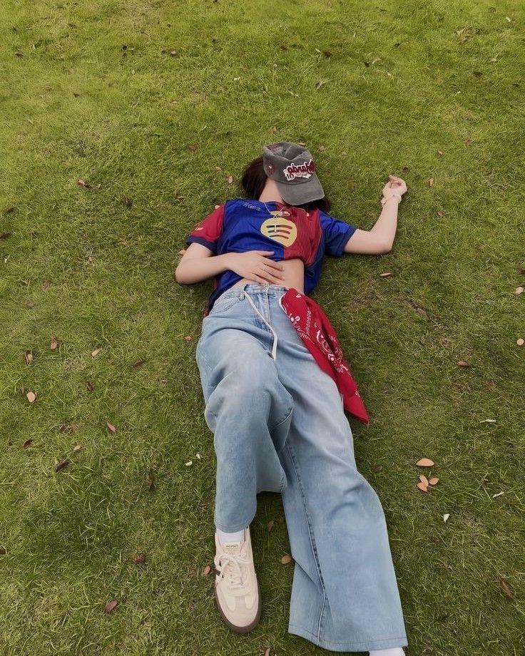 Chiếc Bàn Hồng Mộc Giả Và Bí Mật Của Nhà Chồng