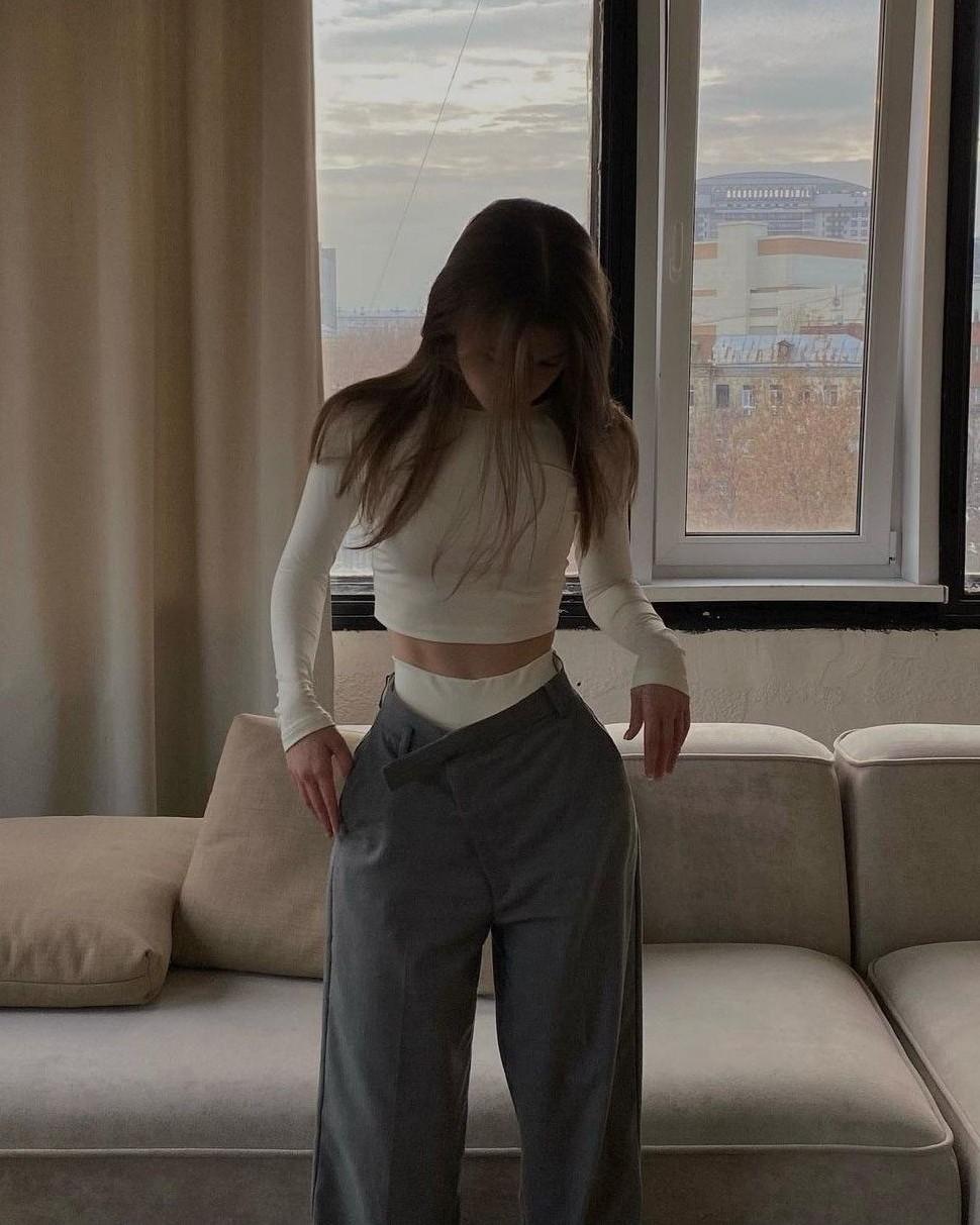 Bà Nội Qua Đời, Chồng Tôi Vẫn Chưa Biết